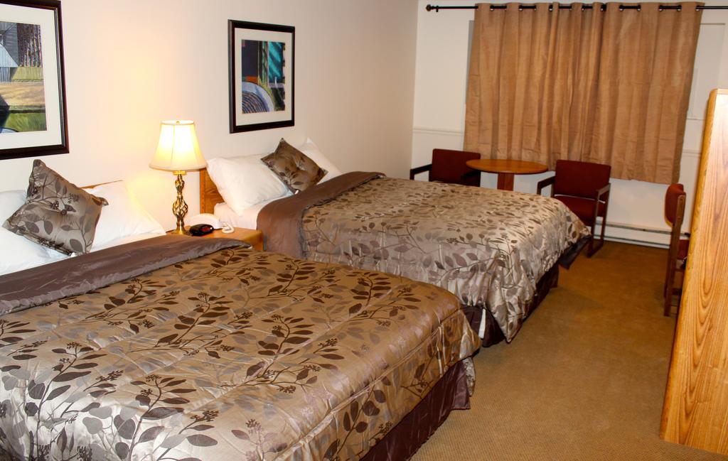 Anchorage Inn Burlington Bagian luar foto