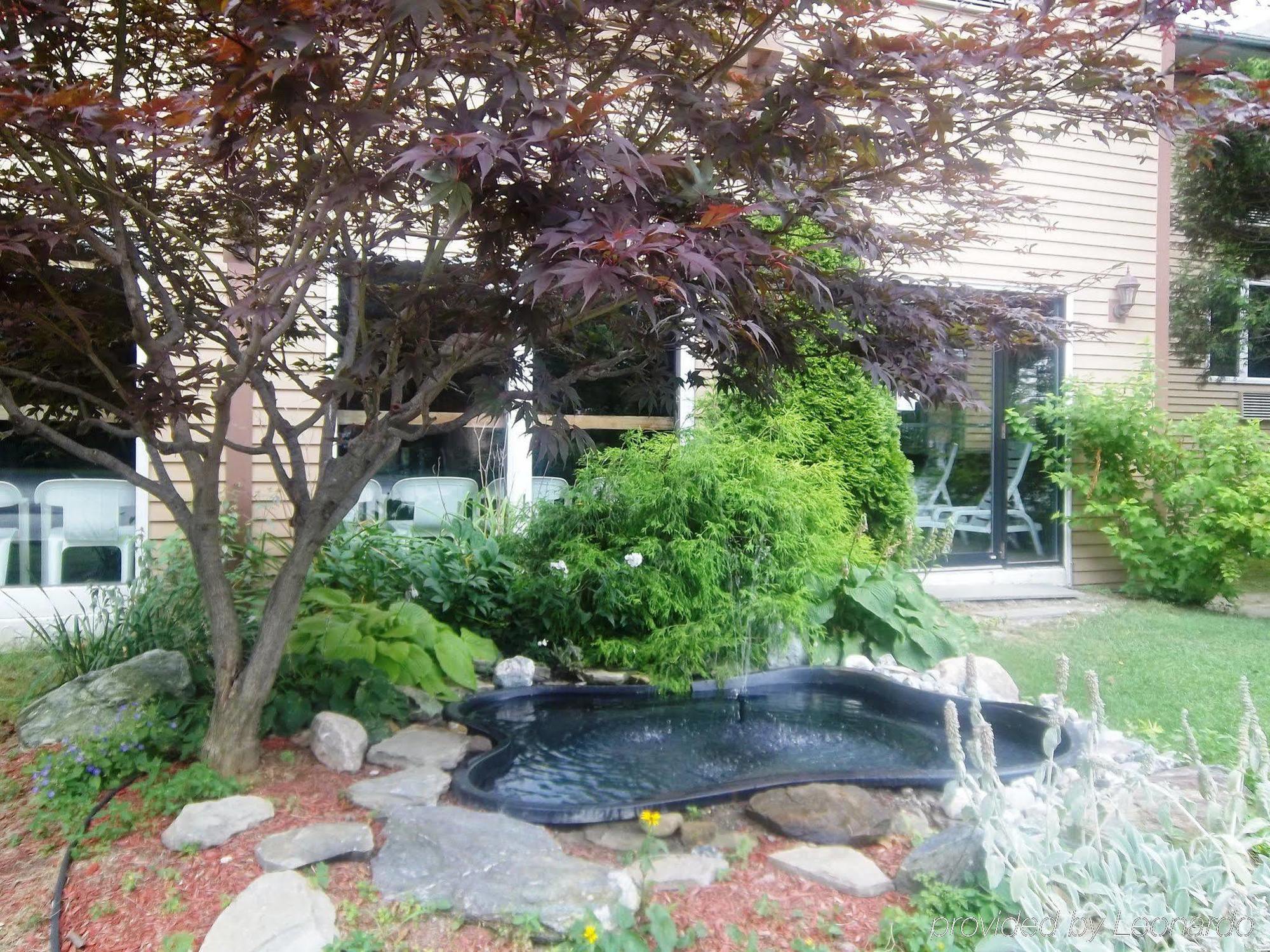 Anchorage Inn Burlington Bagian luar foto