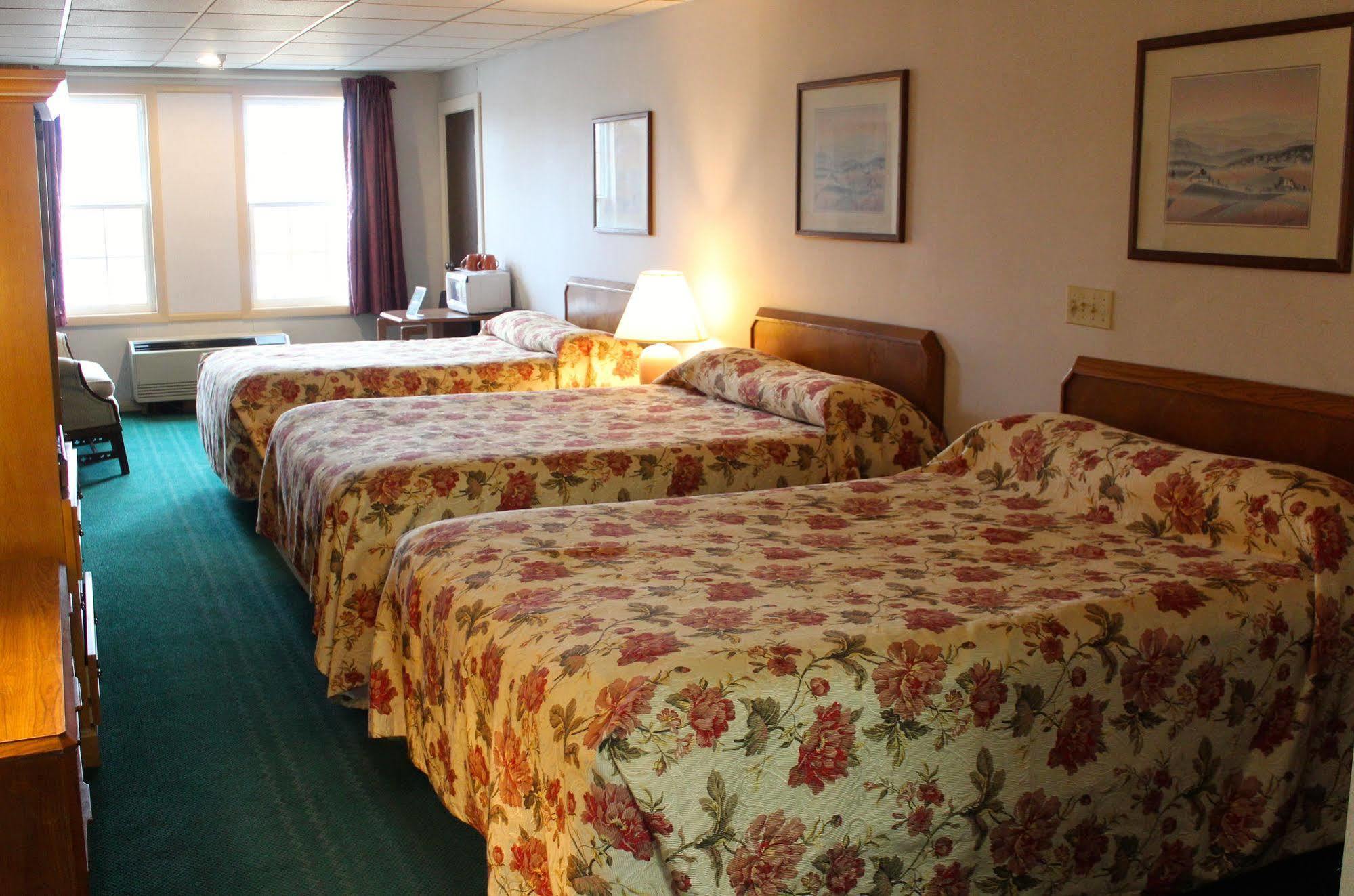 Anchorage Inn Burlington Bagian luar foto