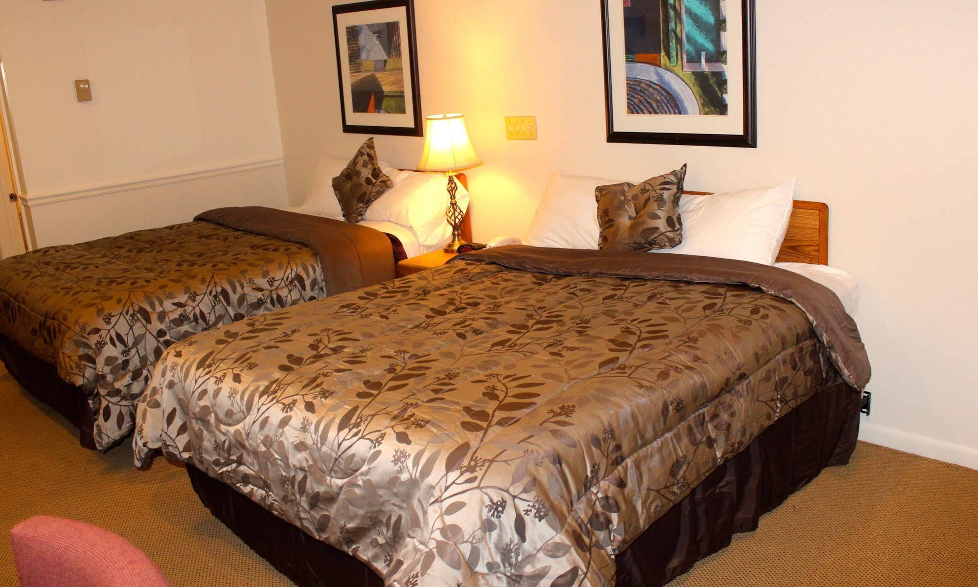 Anchorage Inn Burlington Bagian luar foto